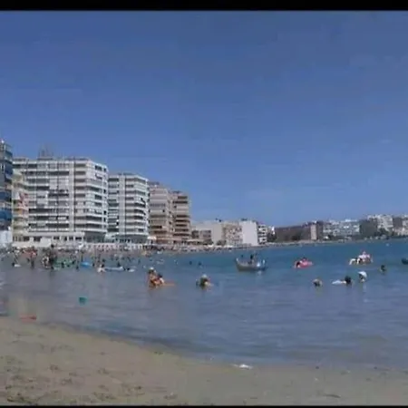 Хостел El Mar Торевьиа